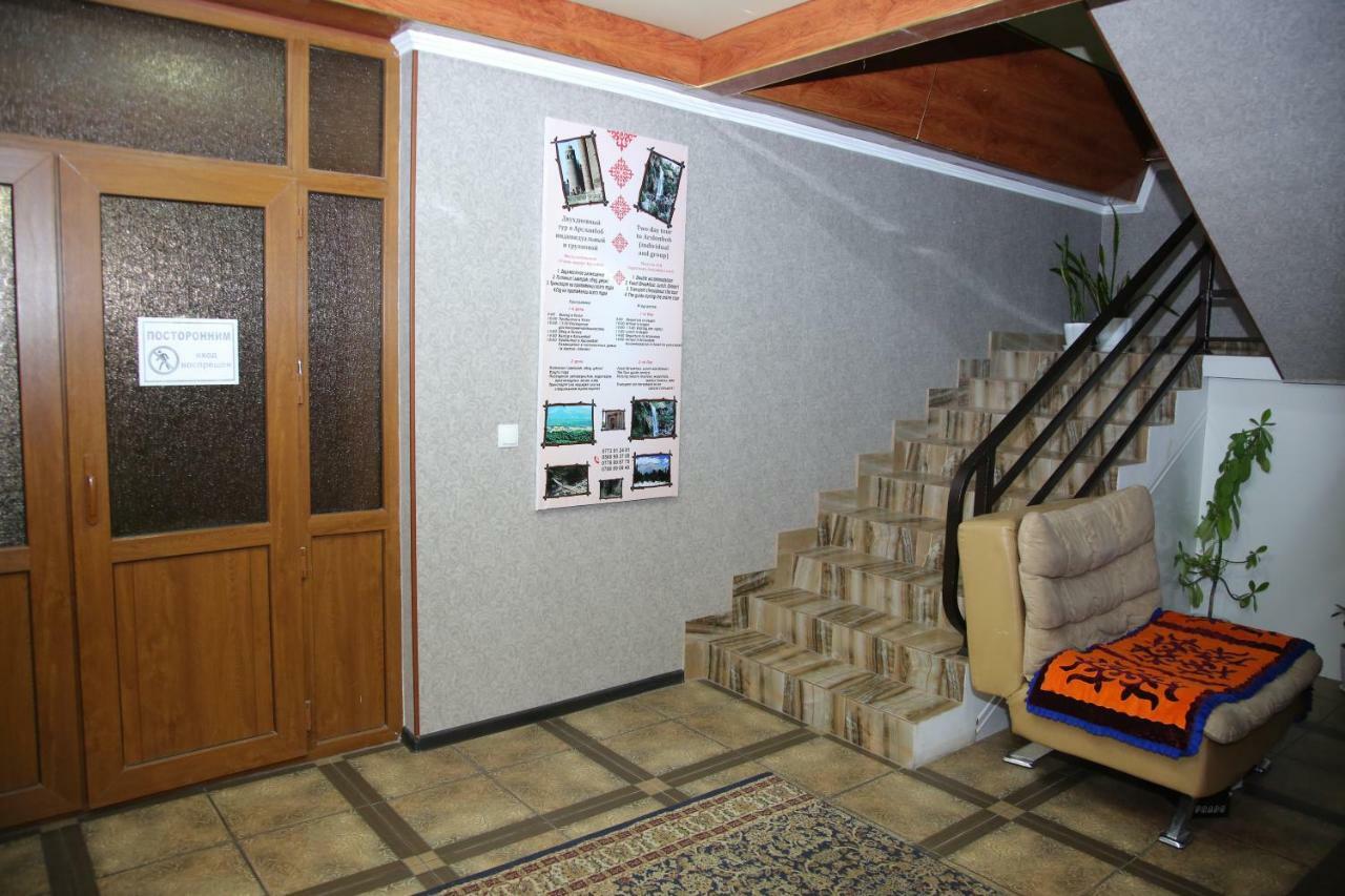 Medi Guest House Oš Esterno foto